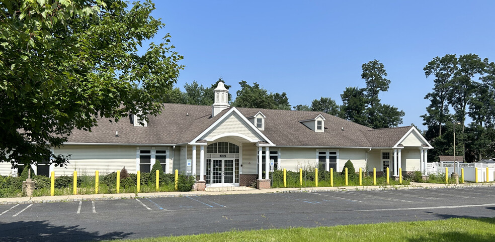 635 Cranbury Rd, East Brunswick, NJ for sale - Building Photo - Image 1 of 8