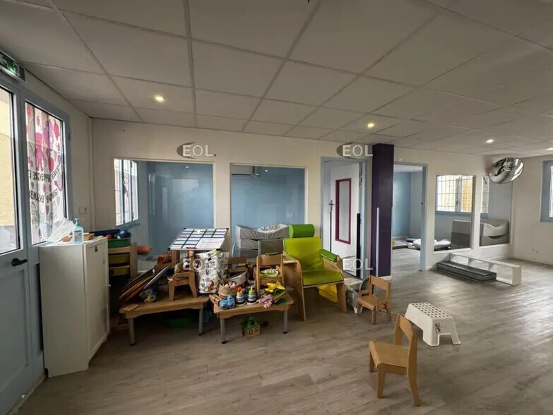 Office in Wissous to rent - Building Photo - Image 1 of 4