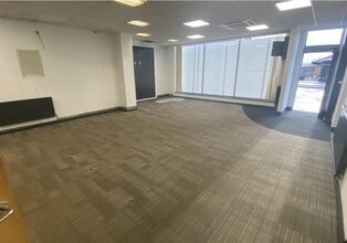 11-13 The Broadway, Loughton to rent Interior Photo- Image 2 of 6