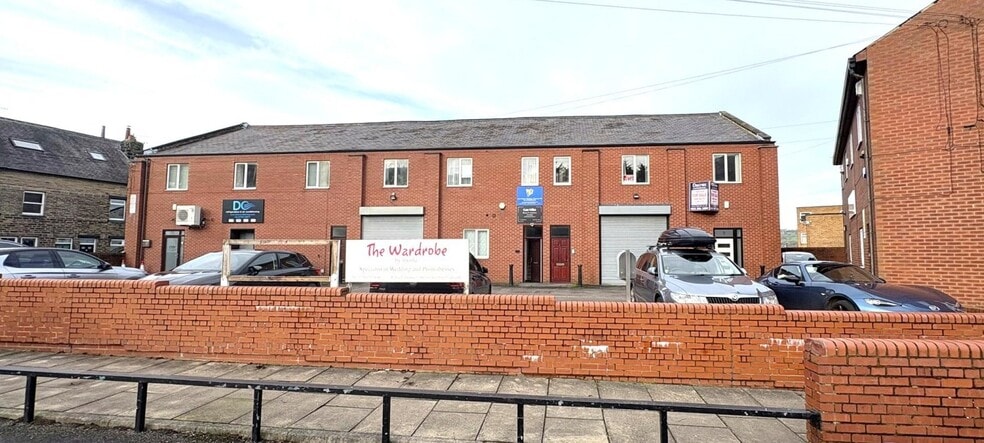 Granville Mount, Otley for sale - Primary Photo - Image 1 of 2