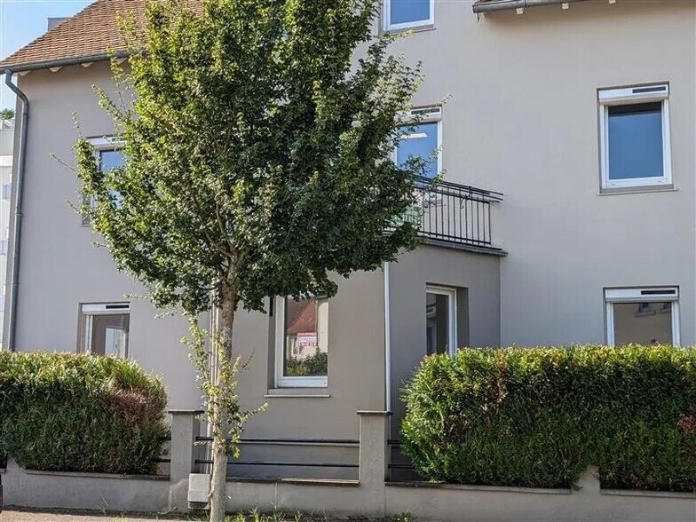 Office in Bischheim to rent - Building Photo - Image 2 of 12