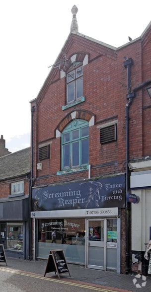 64 Wolverhampton St, Willenhall to rent - Building Photo - Image 3 of 3