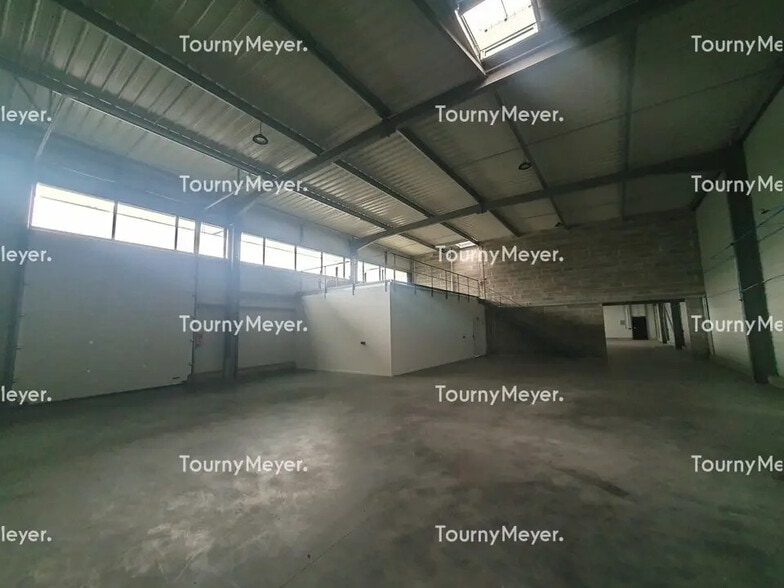 Office in Mérignac to rent - Building Photo - Image 3 of 7