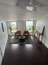 7301 Girard Ave, La Jolla, CA to rent Building Photo- Image 1 of 16