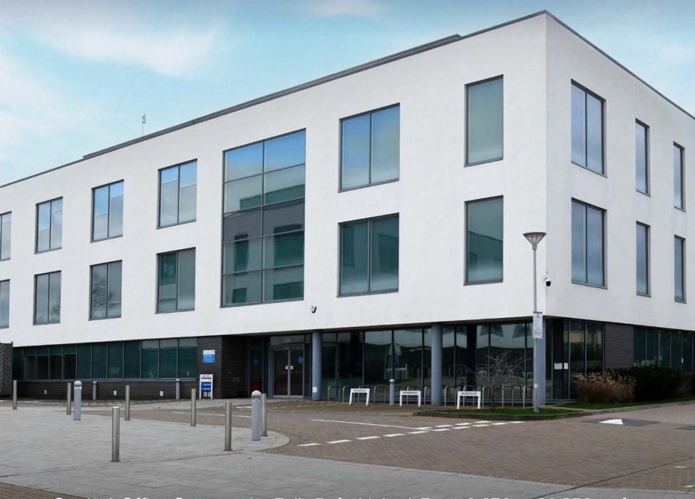 Unit 5220 Delta Way, Brockworth to rent Building Photo- Image 1 of 1