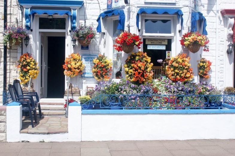 6 Trafalgar Rd, Great Yarmouth for sale Primary Photo- Image 1 of 1