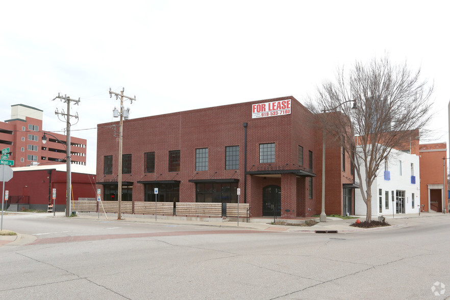 224 E Main St, Oklahoma City, OK for sale - Primary Photo - Image 1 of 1