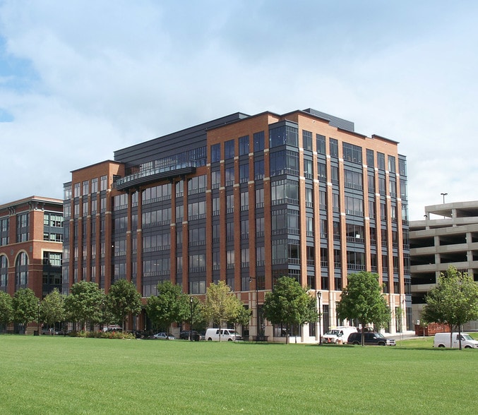 250 West St, Columbus, OH to rent - Building Photo - Image 2 of 10