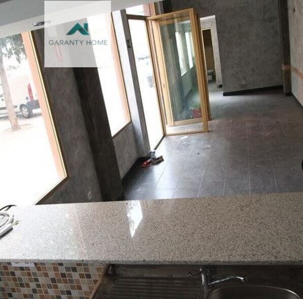 Retail in València, Valencia for sale - Building Photo - Image 2 of 3