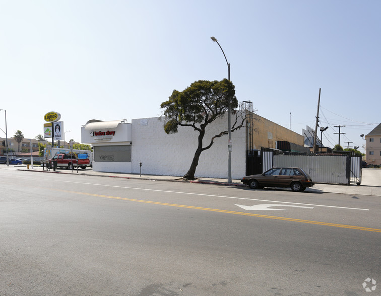 703 S Western Ave, Los Angeles, CA for rent - Building Photo - Image 1 of 3