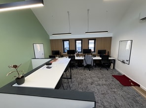 Botley Rd, Southampton to rent Interior Photo- Image 1 of 2