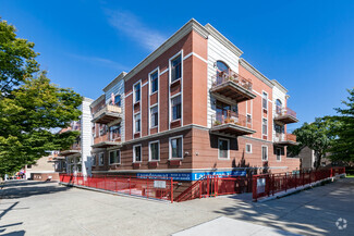 More details for 23-11 21st Ave, Astoria, NY - Residential for Sale