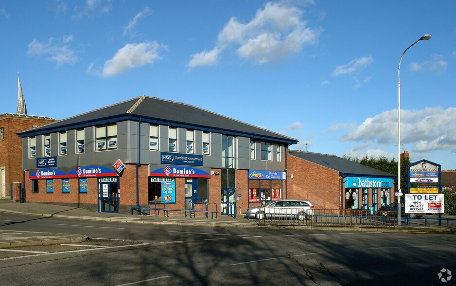 Lordsmill St, Chesterfield to rent - Building Photo - Image 3 of 4