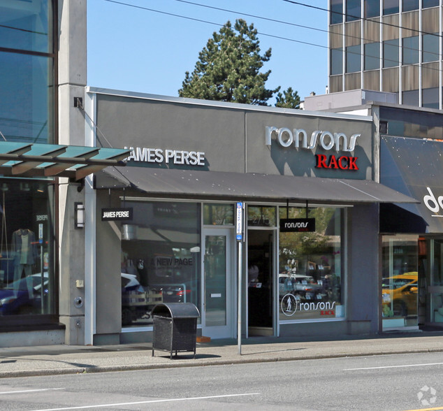 2715-2717 Granville St, Vancouver, BC for rent - Primary Photo - Image 1 of 2