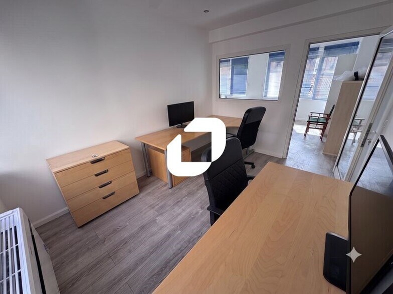 Office in Malakoff for sale - Interior Photo - Image 2 of 7