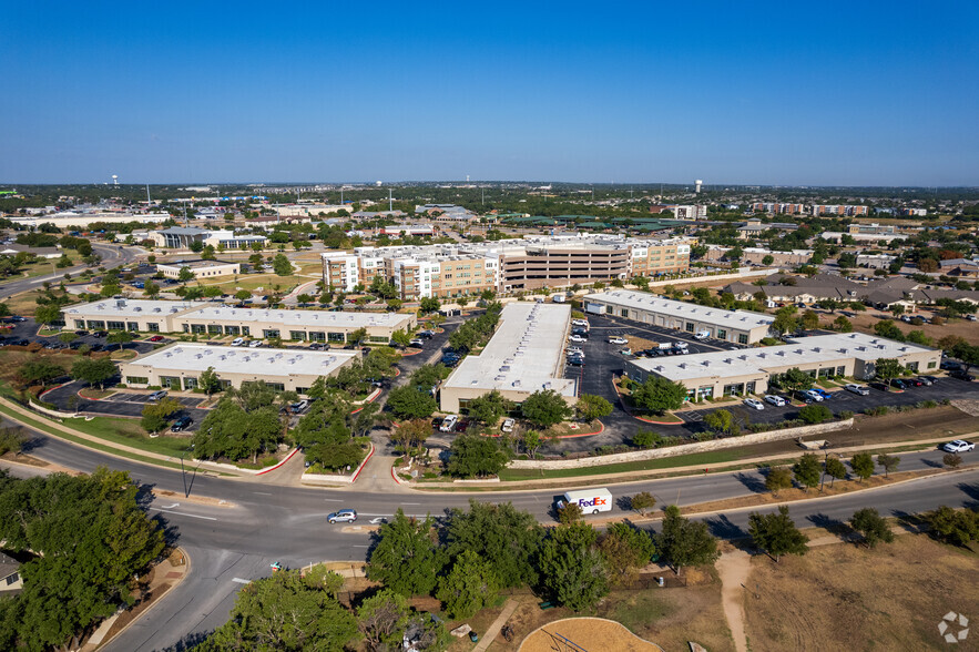 715 Discovery Blvd, Cedar Park, TX for rent - Building Photo - Image 1 of 18