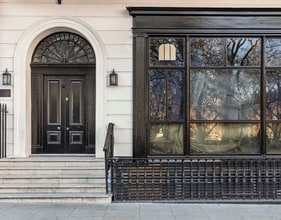 28 Berkeley Sq, London to rent Building Photo- Image 1 of 2