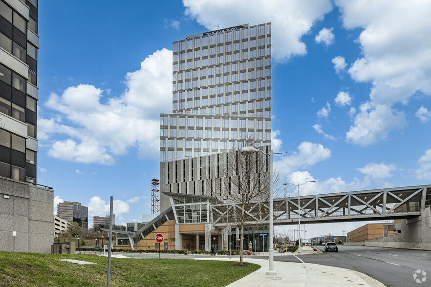 1750 Tysons Central St, Vienna, VA for rent - Primary Photo - Image 1 of 18