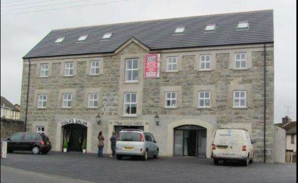 John St, Newry for rent - Building Photo - Image 1 of 2