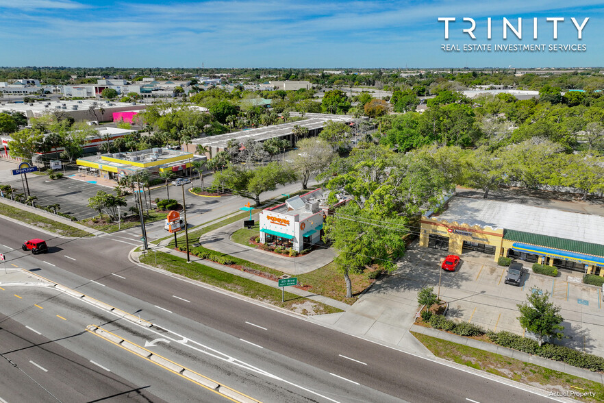 3390 1st St W, Bradenton, FL for sale - Building Photo - Image 3 of 8