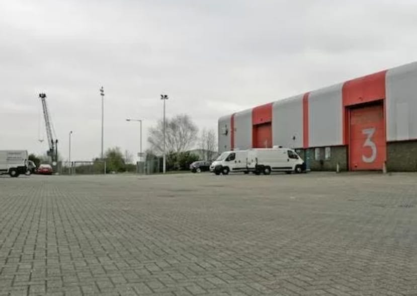 Mersey Ct, Ellesmere Port to rent - Building Photo - Image 3 of 3