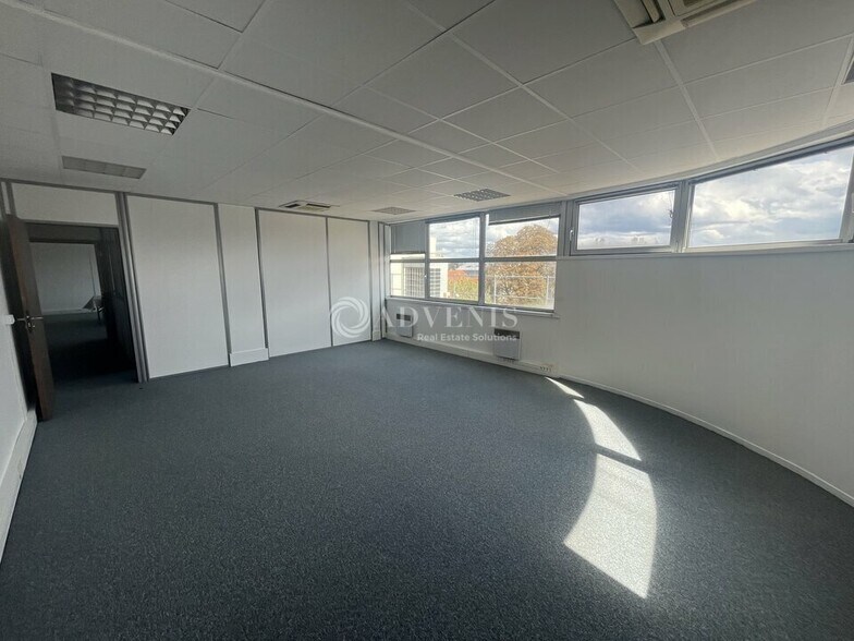 Office in Alfortville to rent - Interior Photo - Image 3 of 10