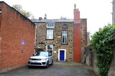 2 Queens Rd, Chorley to rent - Building Photo - Image 2 of 2