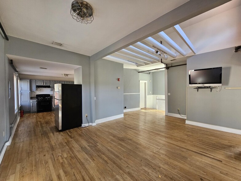 501 Central Ave, Orange, NJ for rent - Interior Photo - Image 2 of 17