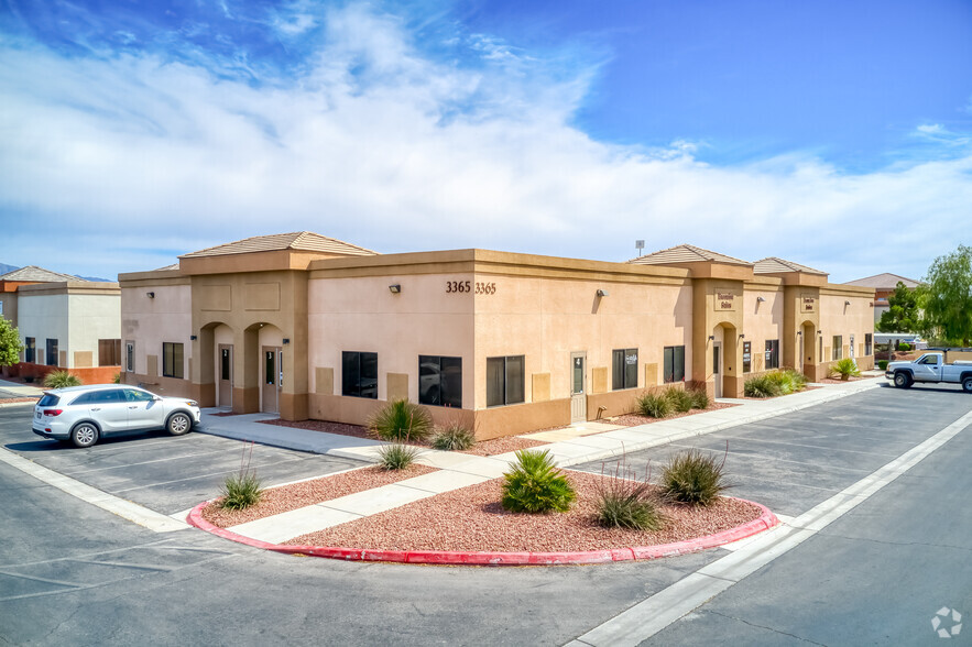 3365 W Craig Rd, Las Vegas, NV for rent - Building Photo - Image 2 of 9