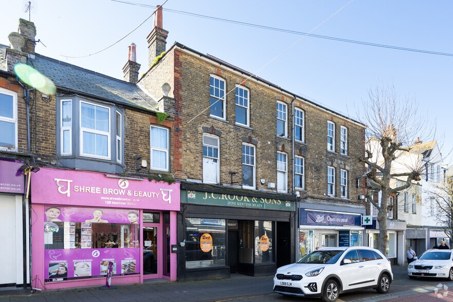 118 Mortimer St, Herne Bay for sale - Primary Photo - Image 1 of 2