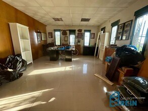 Retail in Recas, Toledo to rent Interior Photo- Image 2 of 11