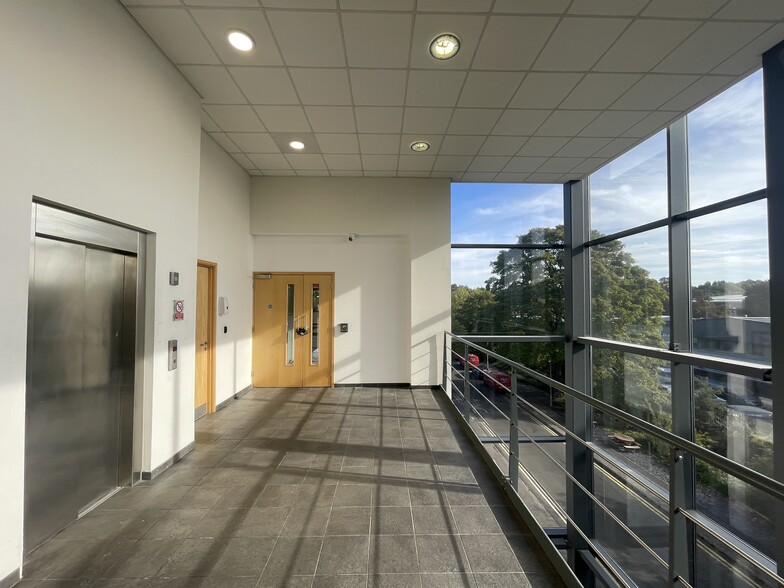 Maidstone Rd, Sidcup to rent - Interior Photo - Image 2 of 5