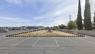 E. Barstow Ave and N. First St., Fresno, CA for rent Primary Photo- Image 1 of 4