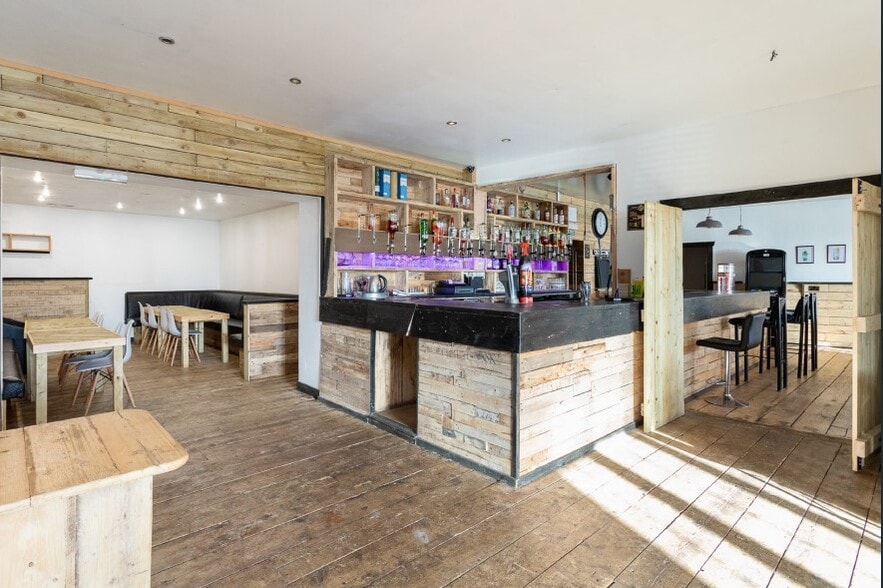 413 High St, Methil for sale - Interior Photo - Image 3 of 4