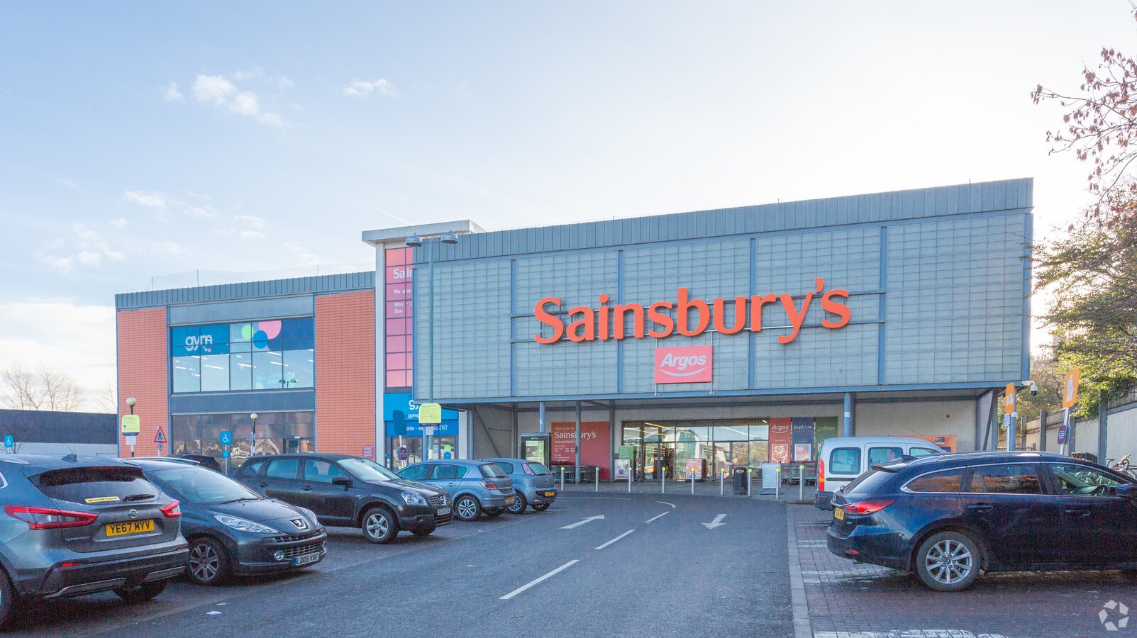 39 Westfield Rd, Edinburgh, EH11 2QW Sainsbury's Murrayfield