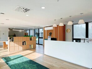 Co-working Space in Marcq-en-Barœul to rent Lobby- Image 2 of 9