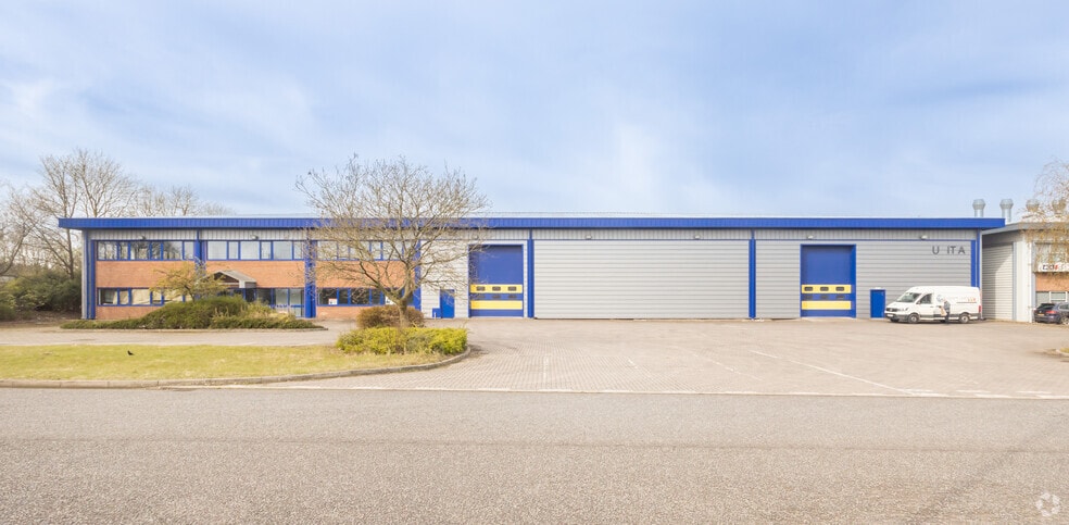 Arkwright Rd, Corby to rent - Building Photo - Image 3 of 18