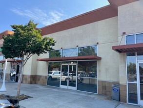 718-760 W Hammer Ln, Stockton, CA for rent Building Photo- Image 1 of 4