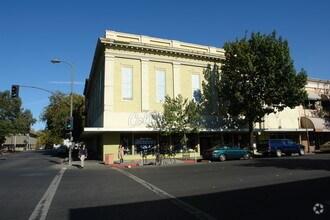 105 Broadway St, Chico, CA for rent Primary Photo- Image 1 of 3