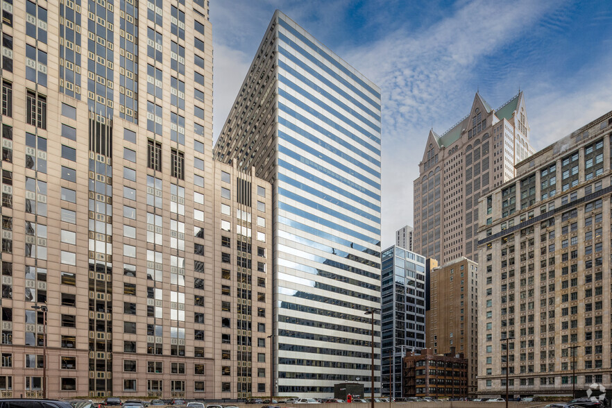 200 W Adams St, Chicago, IL for rent - Primary Photo - Image 1 of 28