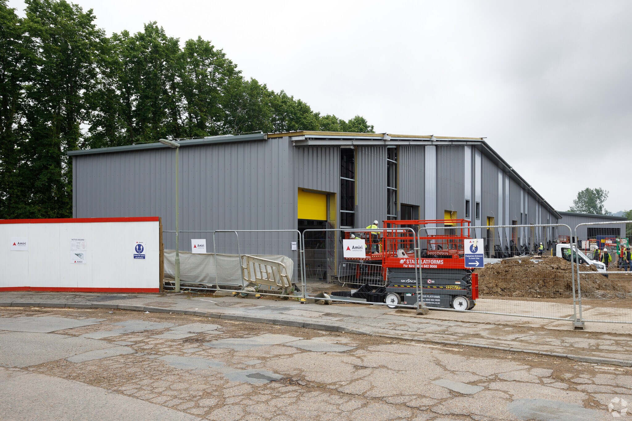 12 Midleton Industrial Estate, Guildford for sale Primary Photo- Image 1 of 1