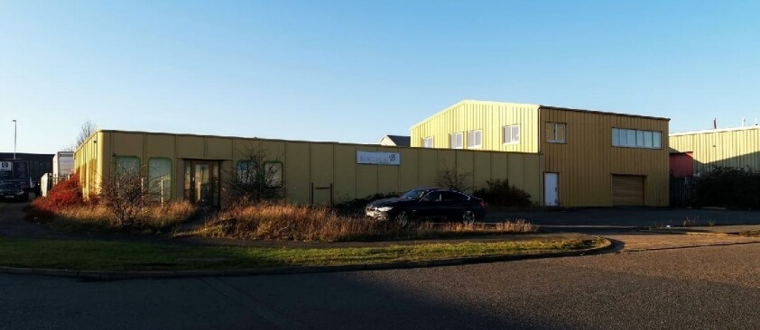 4 Fleming Rd, Corby for sale Primary Photo- Image 1 of 1