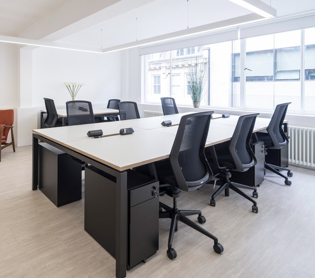 10 Rathbone Pl, London to rent Interior Photo- Image 1 of 5