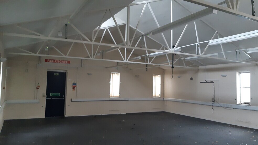 Civic Sq, Tilbury RM18 8AD Tilbury Police Station UK