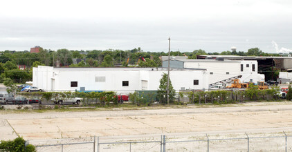 665 S 72nd St, West Allis, WI for sale Building Photo- Image 1 of 1