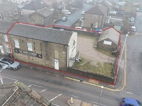 53 West End, Queensbury to rent Building Photo- Image 1 of 6