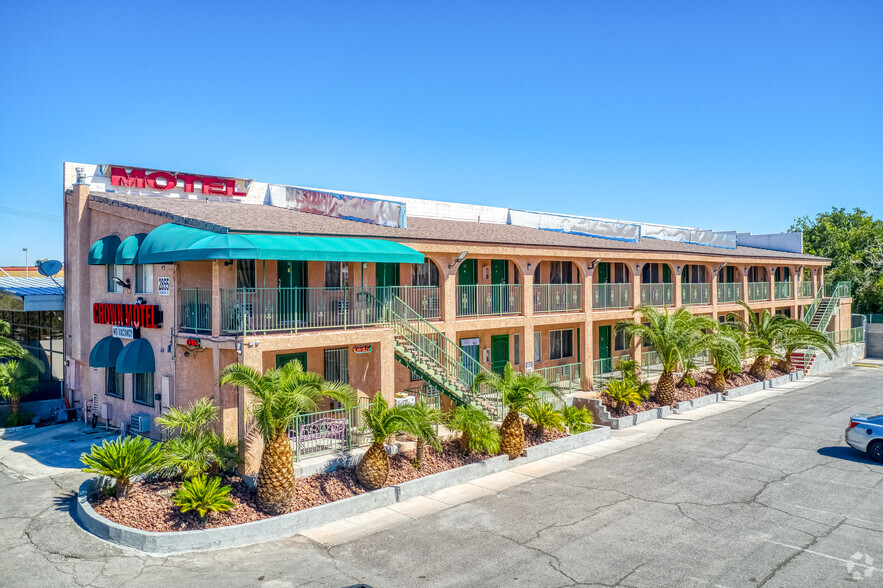 2855 Fremont St, Las Vegas, NV for sale - Primary Photo - Image 1 of 95