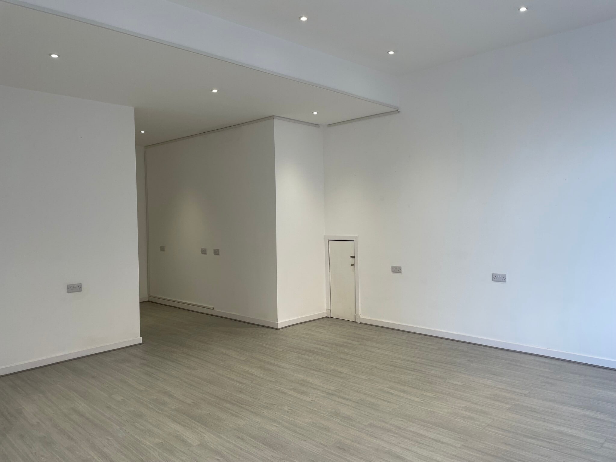 13-17 New Bridge St, Ayr to rent Building Photo- Image 1 of 7