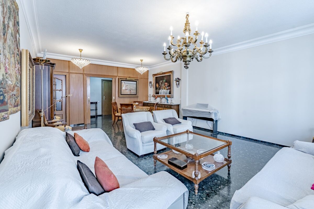 Madrid, MAD 28003 - Unit B -  - Interior Photo - Image 1 of 11