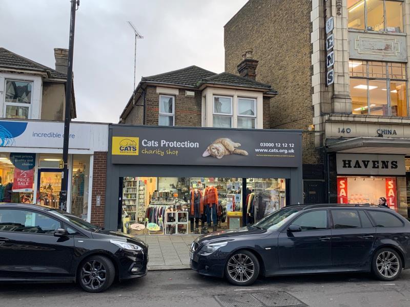 142 Hamlet Court Rd, Westcliff On Sea for sale Building Photo- Image 1 of 1